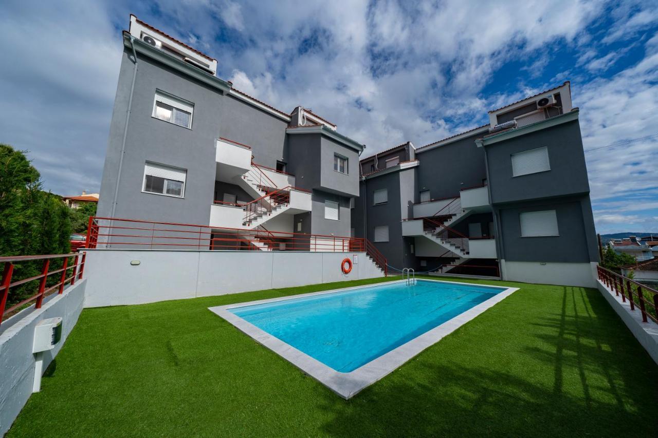 Hermes Design Suites Nea Iraklitsa Kültér fotó
