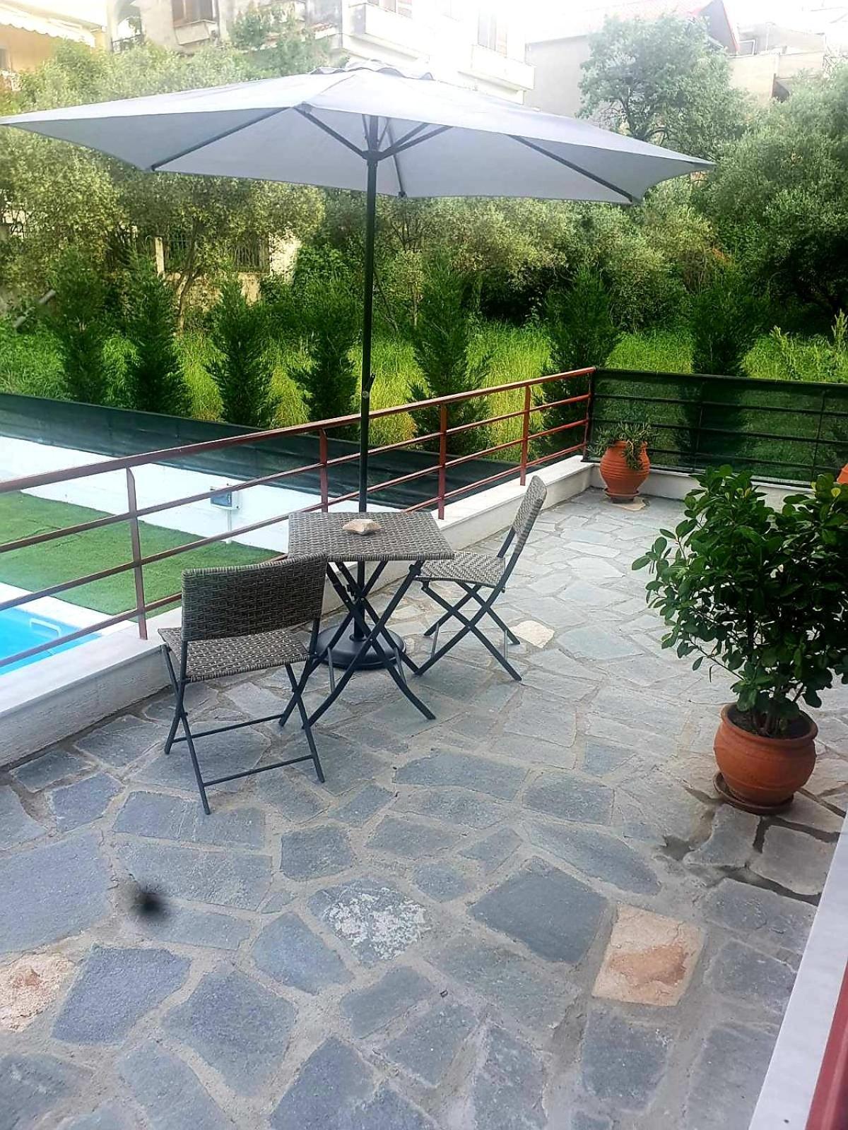 Hermes Design Suites Nea Iraklitsa Szoba fotó